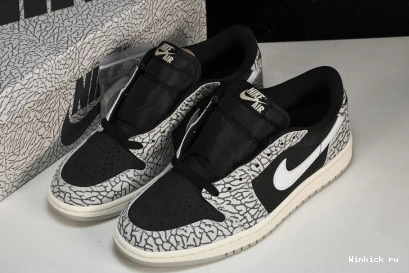 1 Jordan Retro Black Low OG Cement 1031